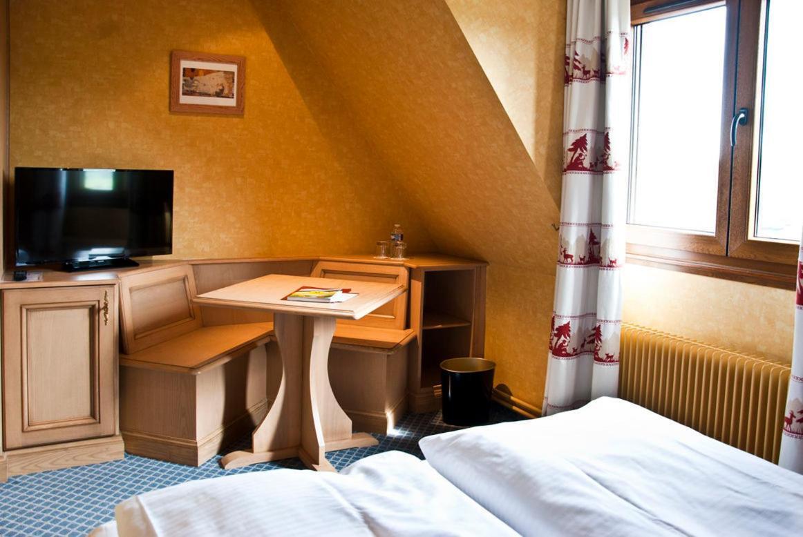 Hotel Spa Et Restaurant Au Chasseur Birkenwald ภายนอก รูปภาพ
