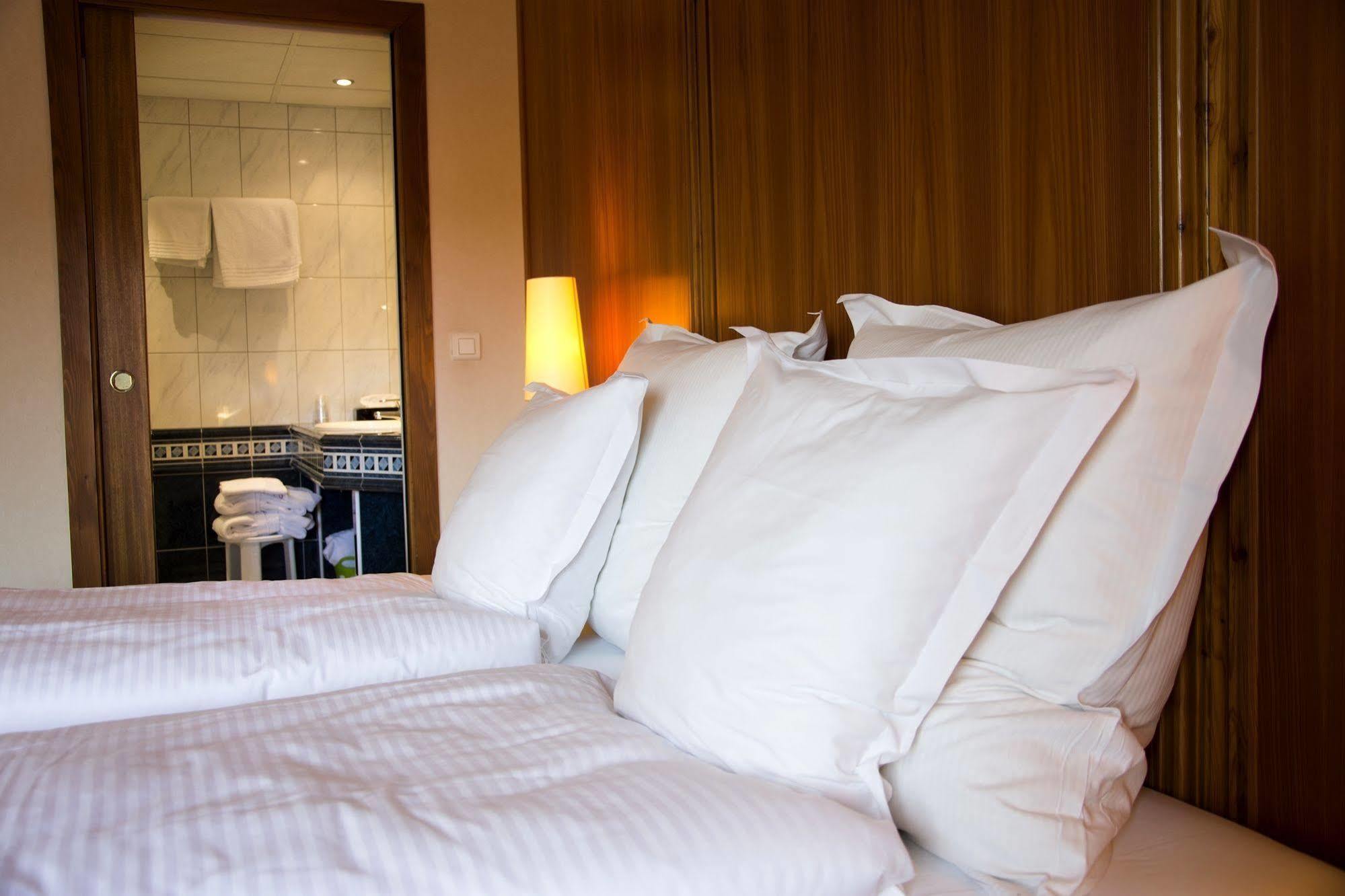 Hotel Spa Et Restaurant Au Chasseur Birkenwald ภายนอก รูปภาพ